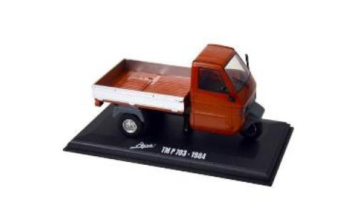 1/32 Vespa Ape TM P 703 -1984